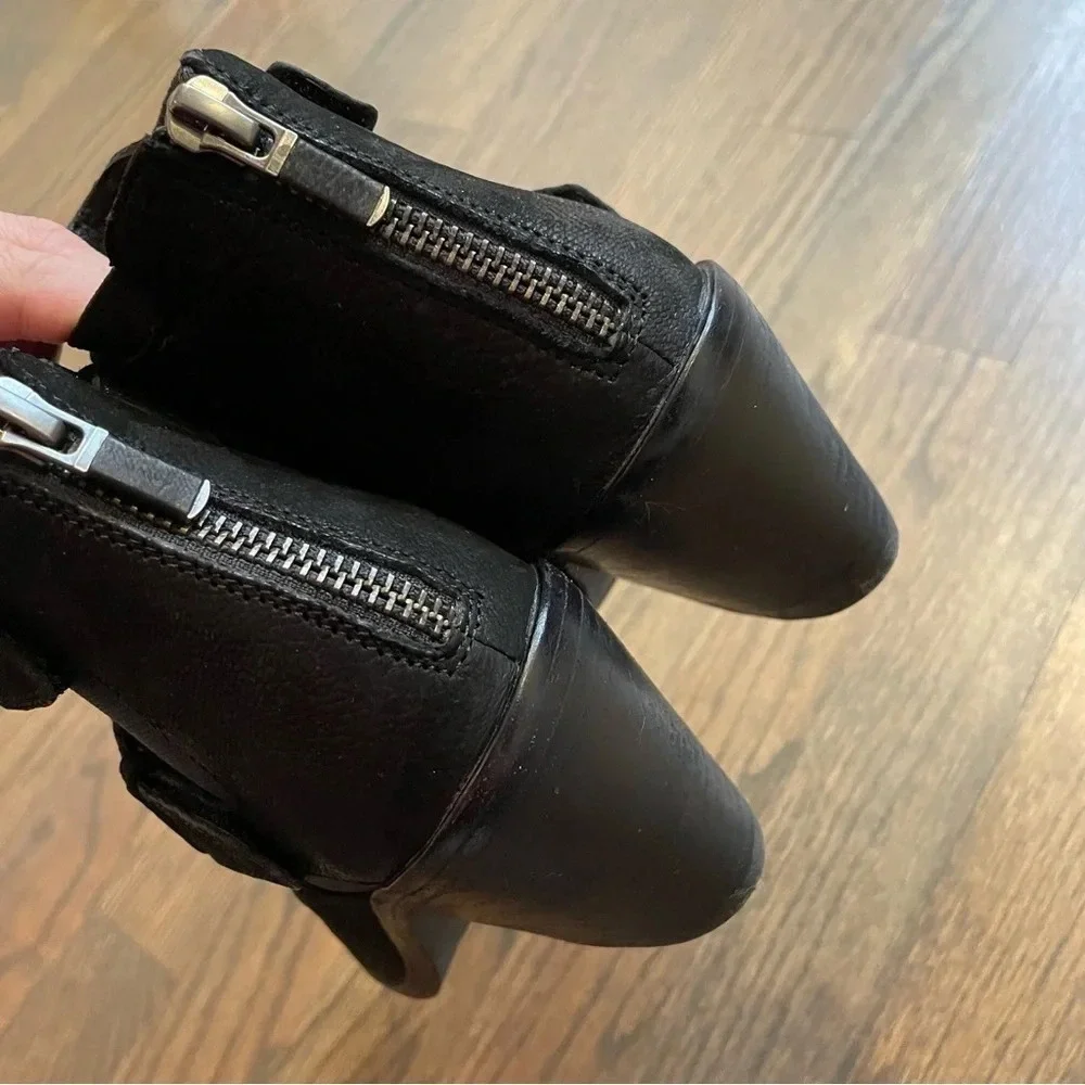 EILEEN FISHER List Nubuck Peep Toe Bootie Leather size 5